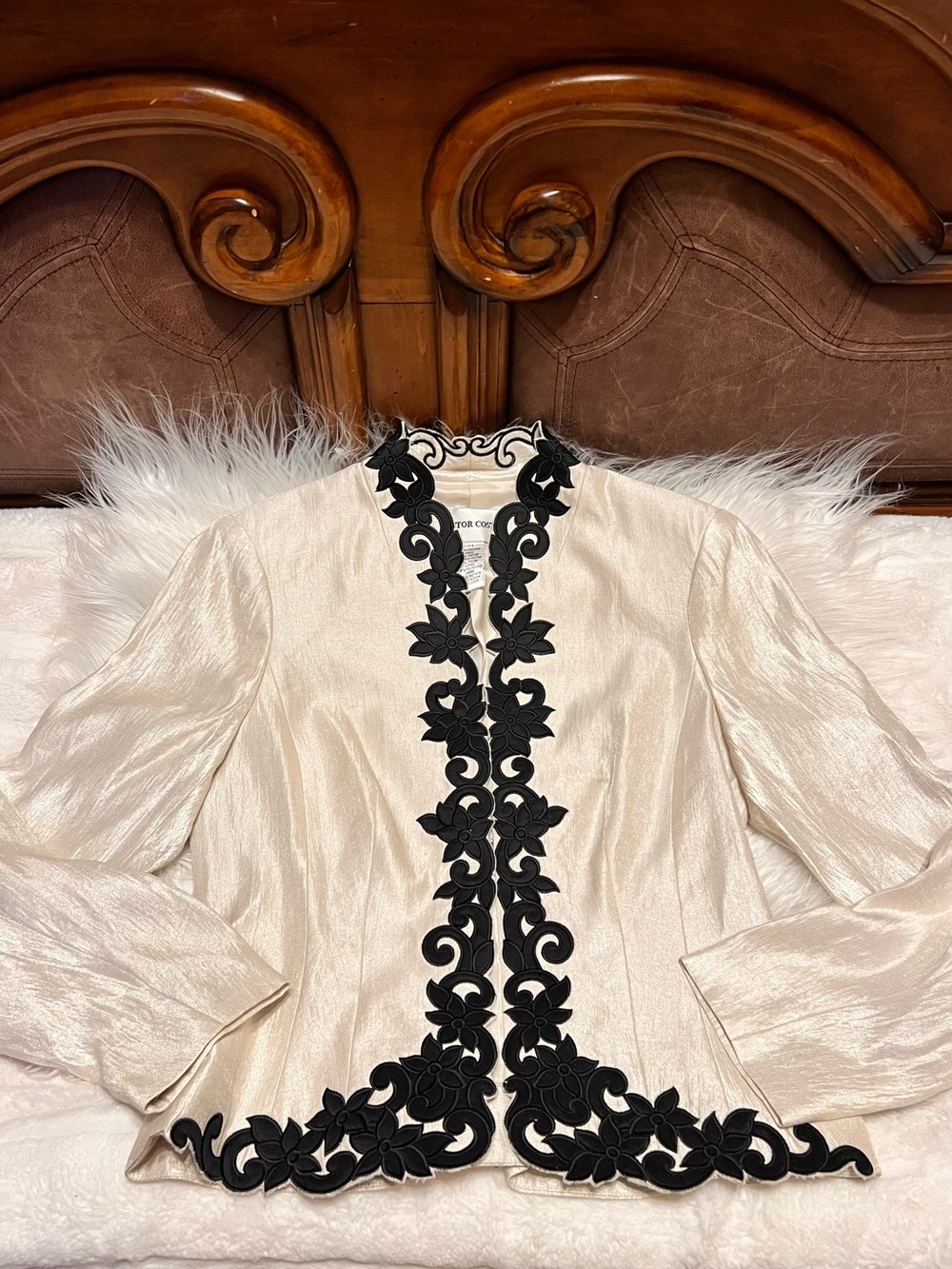 Victor Costa Ivory Jacket with Black Floral Appliqué size 6